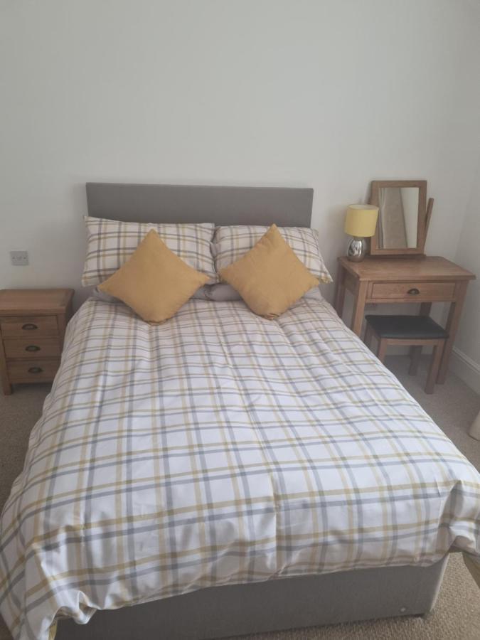 אינברנס Stunning Spacious Apartment On River Ness מראה חיצוני תמונה